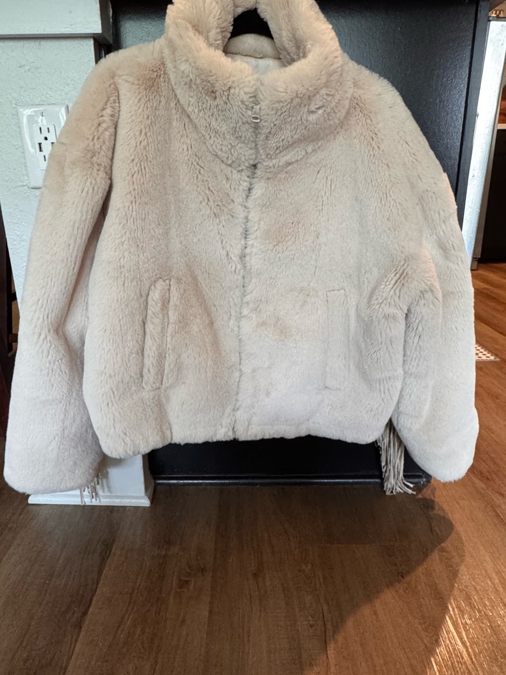 Women's Cream Plush Faux Fur Jacket - Blue Revival